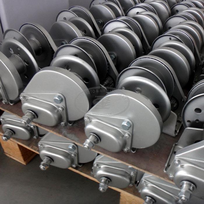 Hand Crank Winch HWB55